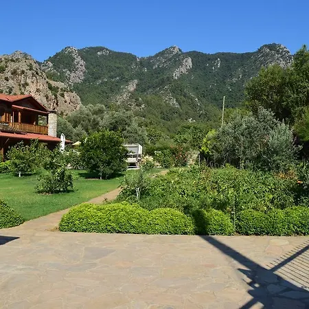 Villa Casa Feronia Stone House *