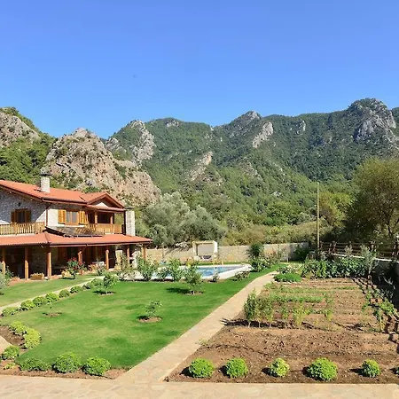 Villa Casa Feronia Stone House *