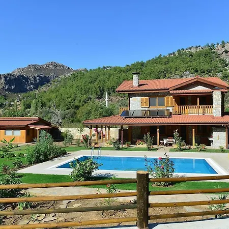 Casa Feronia Stone House